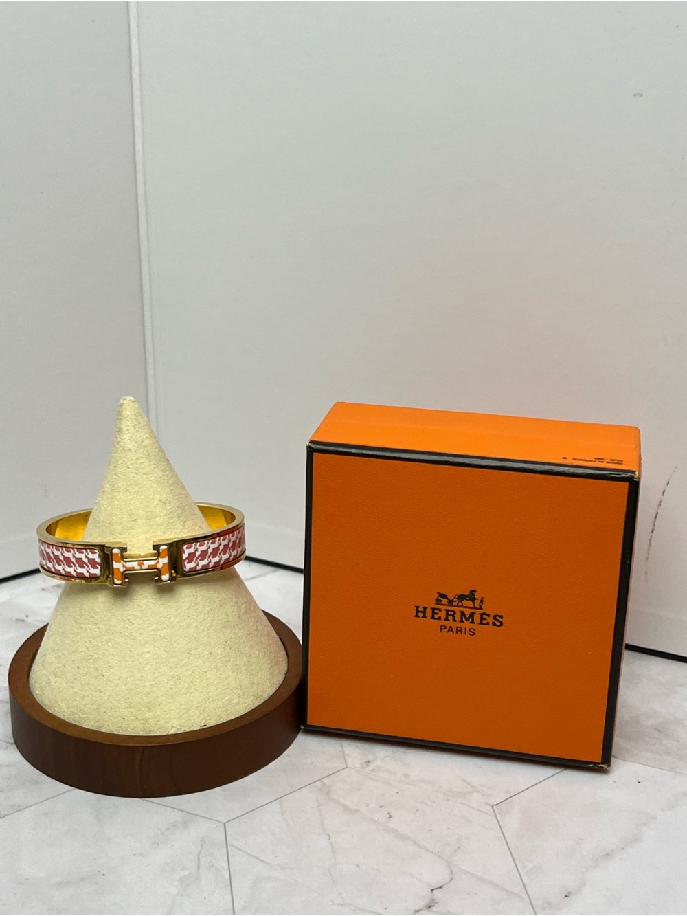 Hermes Pink and Gold Houndstooth Enamel Clic H Bracelet
